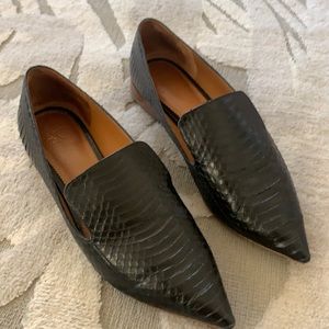 Franco Sarto Topaz loafer black crocodile size 8.5